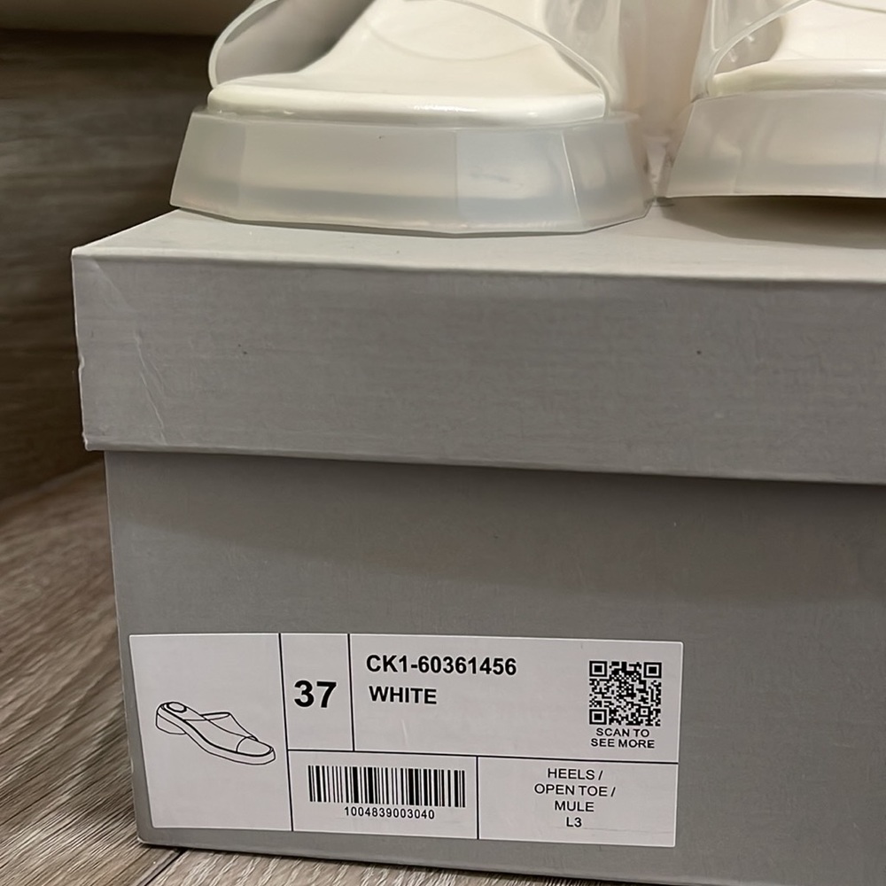 Brandnew Charles&Keith Open Toe Mules - Picture 5 of 6